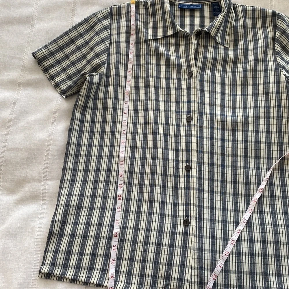 Karen Scott button down shirt with vintage vibes.